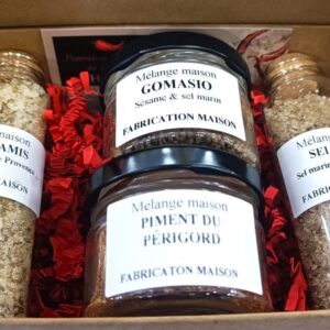 Coffret artisanal de 4 mélanges maison avec sels aromatisés, gomasio et piment du Périgord