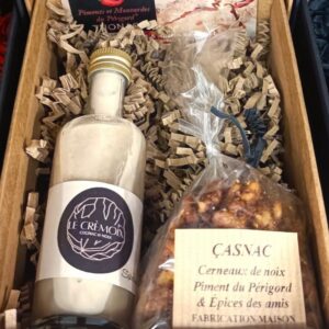 Coffret apéritif avec crème de Cognac aux noix du Périgord et cerneaux de noix salés